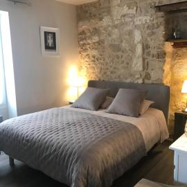 Au cœur de Céreste, hotel a Céreste