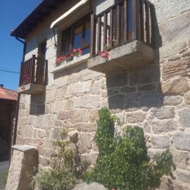 Apartamento Carballo Do Xurès, hotel en Maus de Salas