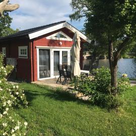 Lottas stuga, Hotel in Smedjebacken