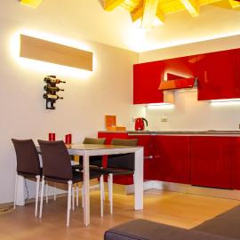 Holiday House Viola, Hotel in Tirano