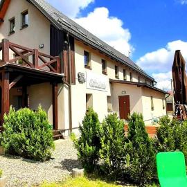 Penzion Studánka, Klíny, hotel u gradu Klíny