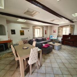 Manolis House
