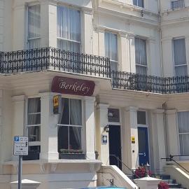 The Berkeley Guesthouse, hotel in Eastbourne