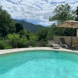 Valle d'Alesani में, होटल LA SOURCE 4 chambres