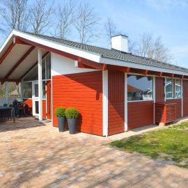Lovely Home In Aabenraa With Kitchen, hotel u gradu Obenro