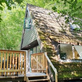 Moderne A-Frame midden in het bos, luxe vakantiehuis Durbuy