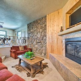 Spacious Ruidoso Retreat: Game Room & Pool Access!
