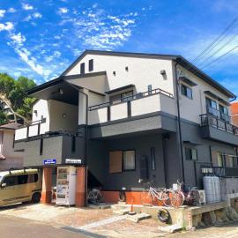 Midtown Sakura Apartment House 102 予約者だけの空間 A space just for you, Hotel in Katsuura