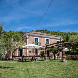 Casale De Filippo, хотел в Маратеа