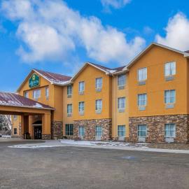 La Quinta Inn & Suites Casino and Bar by Wyndham Glendive, khách sạn ở Glendive