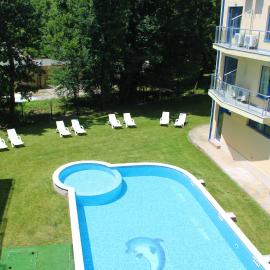 Solei Apartments: Primorsko şehrinde bir otel