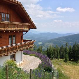 Almhaus Karantanien, hotel v destinácii Hochrindl