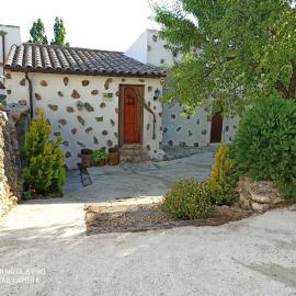 CASA RURAL "LOS CASARES", khách sạn ở Nerpio