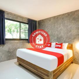 Ban Suan Lung Mike, hotel em Hang Dong