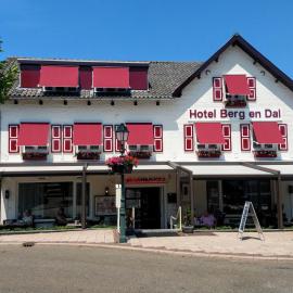 Hotel Berg en Dal, hotell i Epen