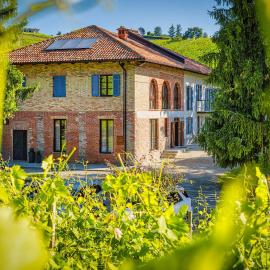 Cascina Bo, hotel di Canelli