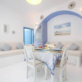 Apanemo, Hotel in Kóronos