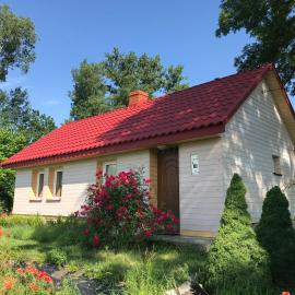 Dom na Ponidziu z basenem, hotel a Wiślica