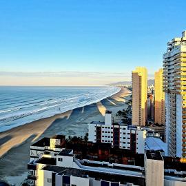 Requinte e sofisticação, hotel in Praia Grande