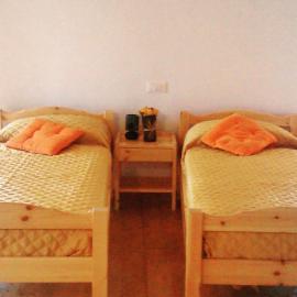 Ostello Sociale Borgo Venno, hotelli kohteessa Lavenone