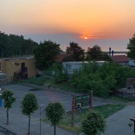 Dom Wczasowy PORTOWA PRZYSTAŃ 150m od plaży, hotel in Mrzeżyno