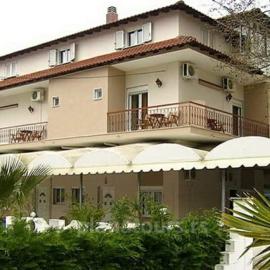 villa panorama, hotel Aszprováltában