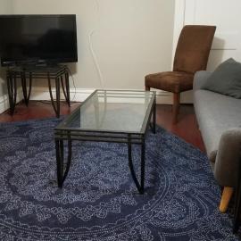 E Michigan Walk Up Furnished 1 Bedroom APT, hotel em Lansing