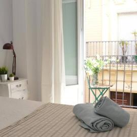 HomeySeville-Preciosa Casa Independiente Alfalfa, Parking Optional, Hotel in Sevilla