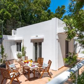 HAVEN VILLA Central very Quiet Near Elli Beach and Old Town