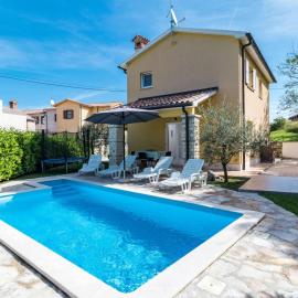 Holiday Home Antoni by Interhome