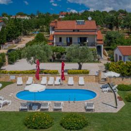 Apartment Jukić-3 by Interhome, hotel din Kaštelir