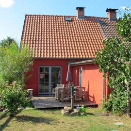 Holiday Home Kapitänshaus Leo by Interhome