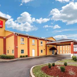 Econo Lodge Louisville Airport: Louisville şehrinde bir otel