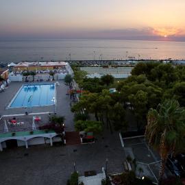 Viesnīca Hotel Santa Caterina Village Club pilsētā Skaleja