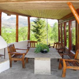 Chalet Elisabeth by Interhome, hotel in Eikelandsosen