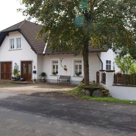 Ferienwohnung Zauberhaft，沙爾肯梅倫的飯店