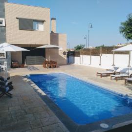 Casa Can Miras, hotel a Coma-ruga