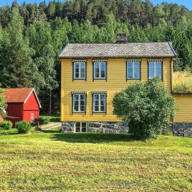 8 person holiday home in Liabygda-By Traum, hotel sa Eidsdal