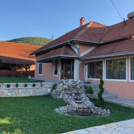 Apartmani Djokić sa bazenom