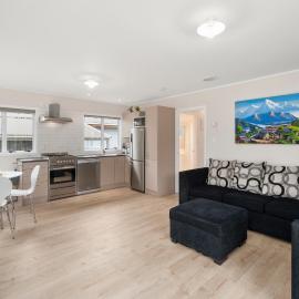 Fifteen B - National Park Holiday Home, hotel in National Park