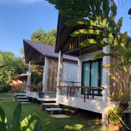 Anattaya Holiday Home、ヤオノイ島のホテル