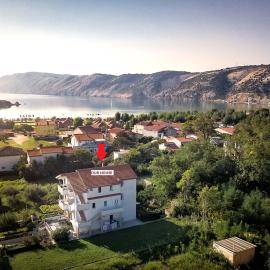 APARTMANI IVAN I RUŽA