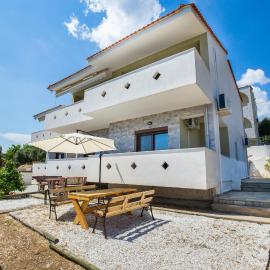 Olive Maison, hotel em Astris