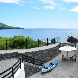 Casa dos Botes - WhaleBoat House TER, hotel in São Caetano