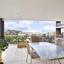Carrington, 8 15 Government Road - spacious unit with air conditioning, lift, secure parking and close to town, hotel in Nelson Bay
