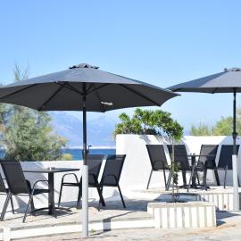 Family Apartments 3، فندق في Lékhaion