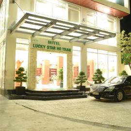 Lucky Star Ho Tram Hotel & Restaurant، فندق في هو ترام