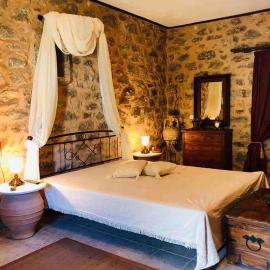 Kamares Stone House 5, Hotel in Yerolimin