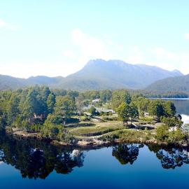 Tullah में, होटल Tullah Lakeside Lodge