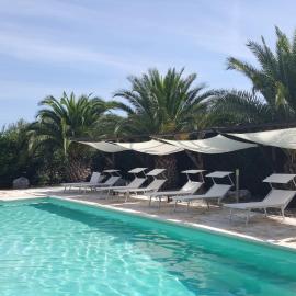 Masseria Cesarina B&B, hotel in Castellana Grotte